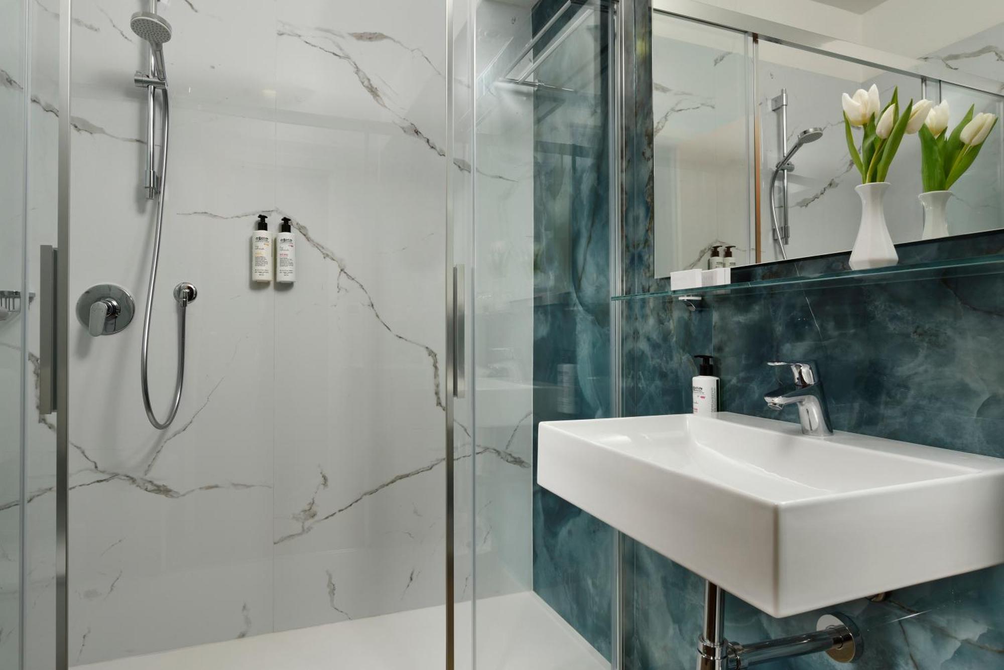 Hotel Continental Wellness&Spa Sirmione Esterno foto