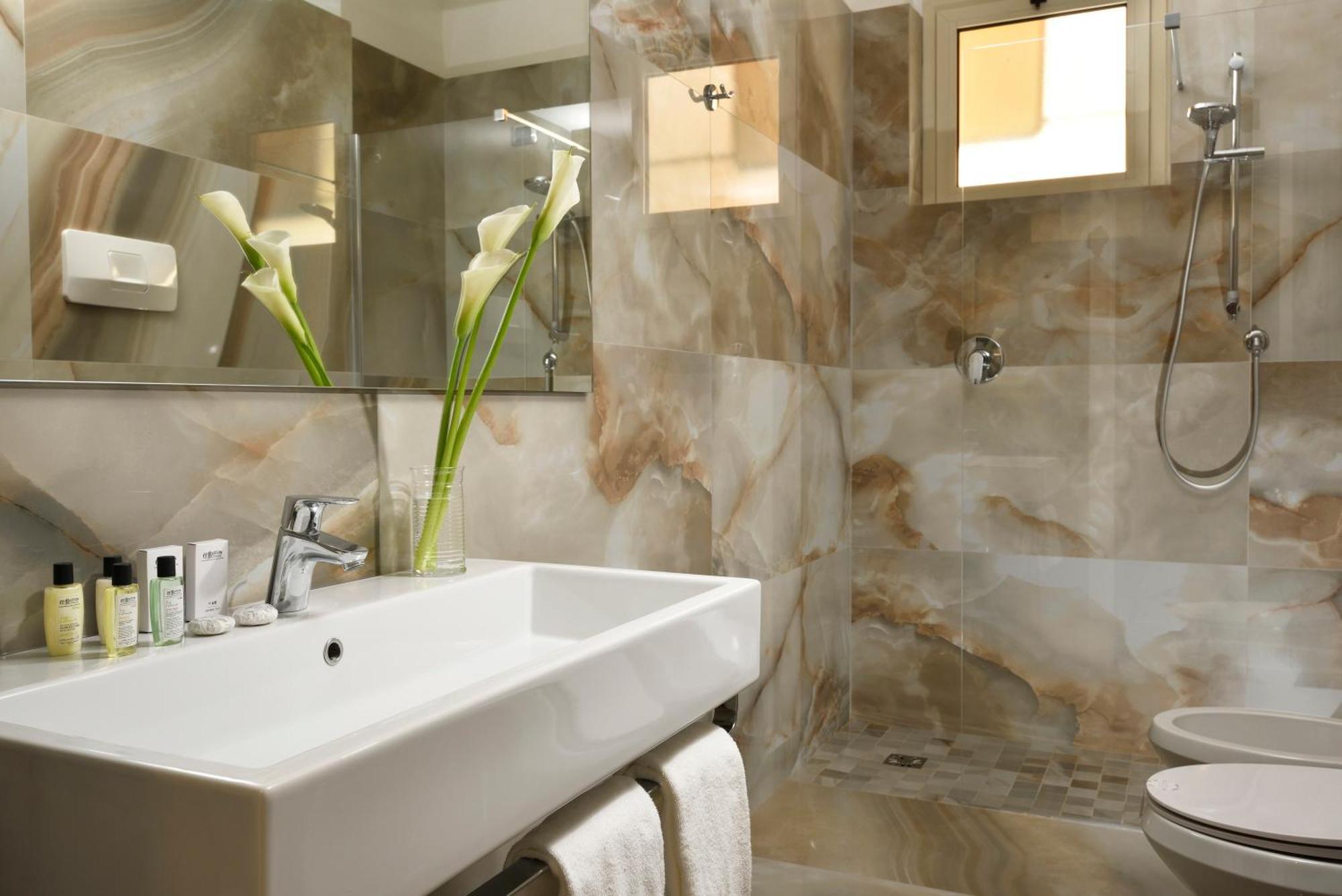 Hotel Continental Wellness&Spa Sirmione Esterno foto