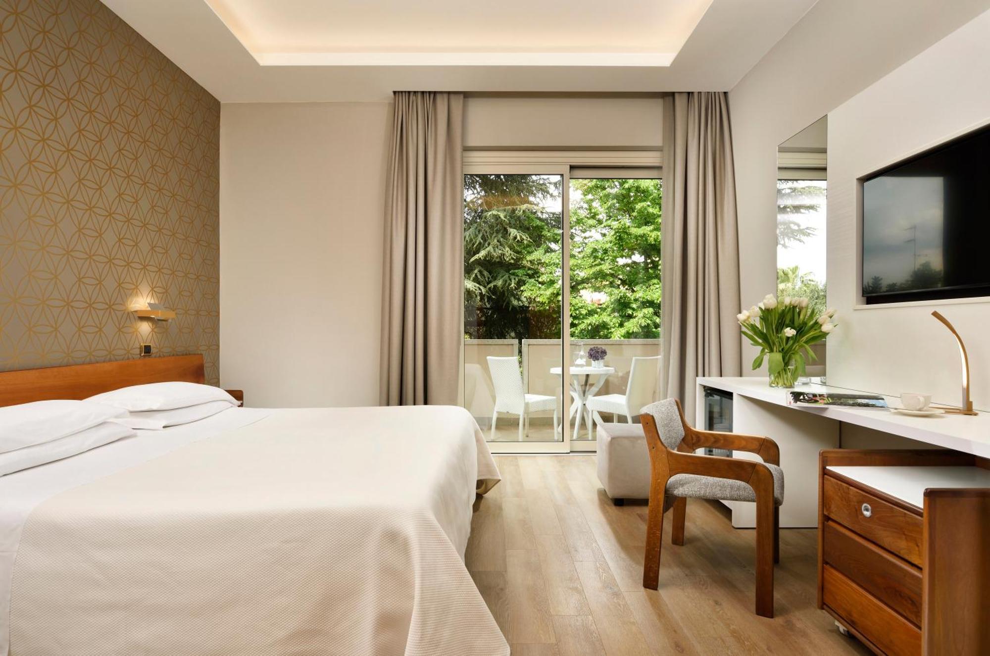 Hotel Continental Wellness&Spa Sirmione Esterno foto