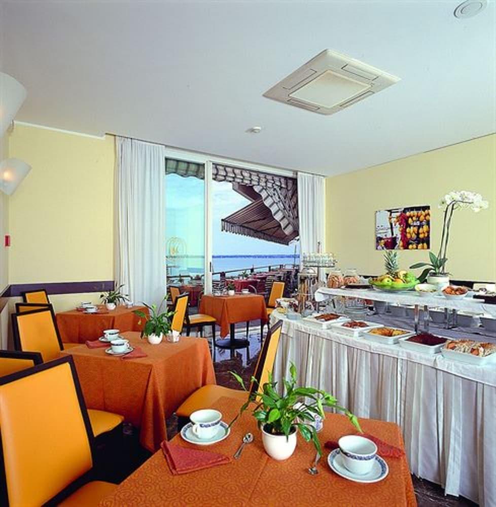 Hotel Continental Wellness&Spa Sirmione Esterno foto