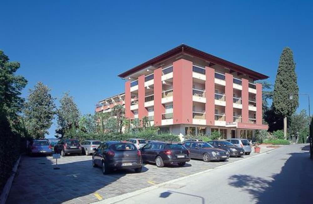 Hotel Continental Wellness&Spa Sirmione Esterno foto